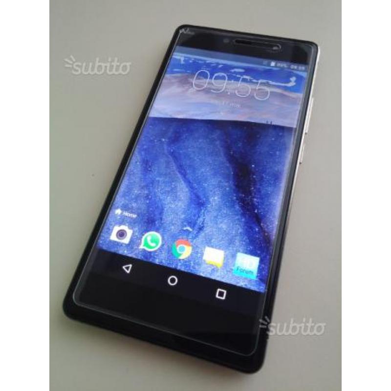 Wiko Fever 4G con accessori