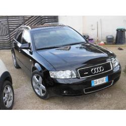 AUDI A4 3ª serie - 2004