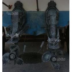 Piedi poppieri e motori mercruiser