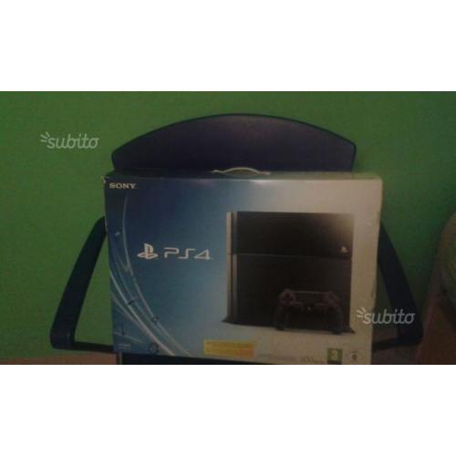 Ps4 usata pochissime volte + giochi (cd-digitali)