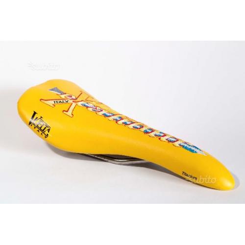 Sella Basssano Vuelta Excalibur Gialla