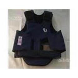 Materiale equitazione