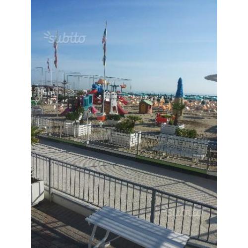 27 agosto 3 settembre- a pochi metri dal mare