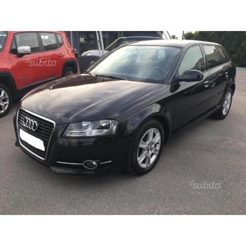Audi A3 1.6 TDI Sportback Cambio S TRONIC - FULL