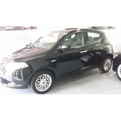 LANCIA Ypsilon 1.2 GPL NUOVO KM40000 NUOVA