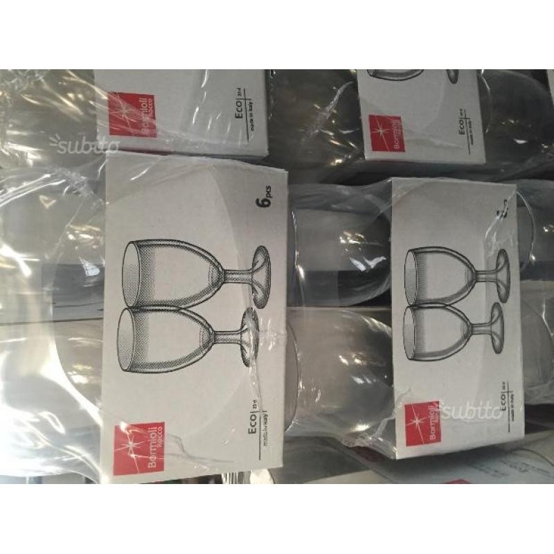 Stock bicchieri calice bormioli rocco