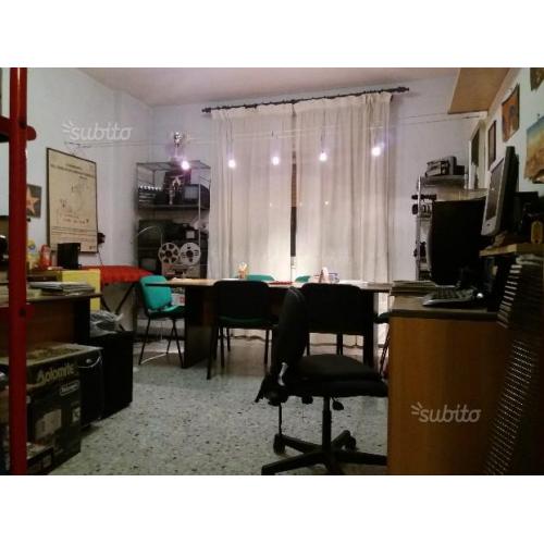 Studio arredato o da arredare ai Colli Aminei