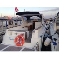 Barca a due motori