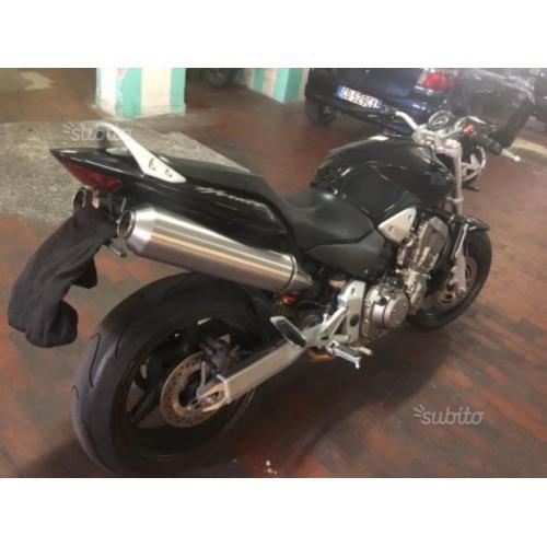 Honda Hornet 900 - 2002