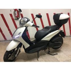 Piaggio Beverly 350 sport
