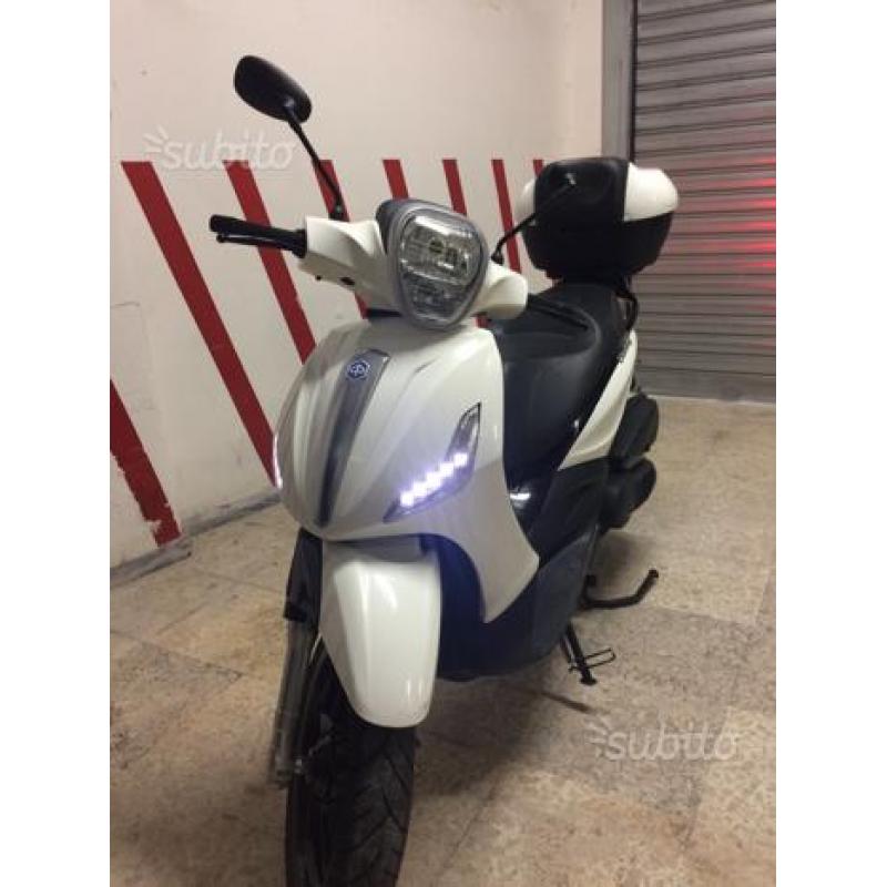 Piaggio Beverly 350 sport