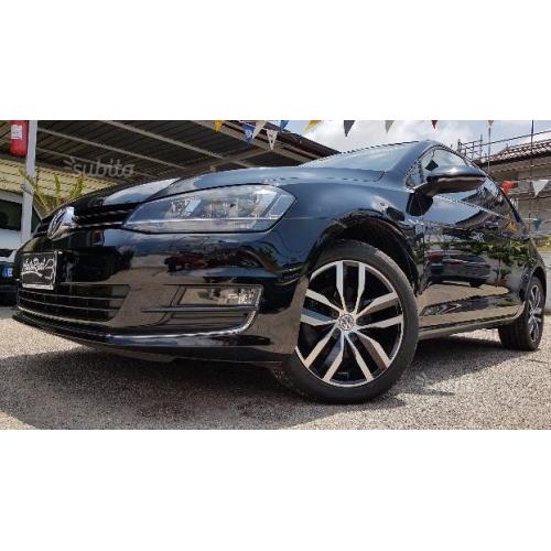 VOLKSWAGEN Golf 7ª serie Lounge - UnicoProp