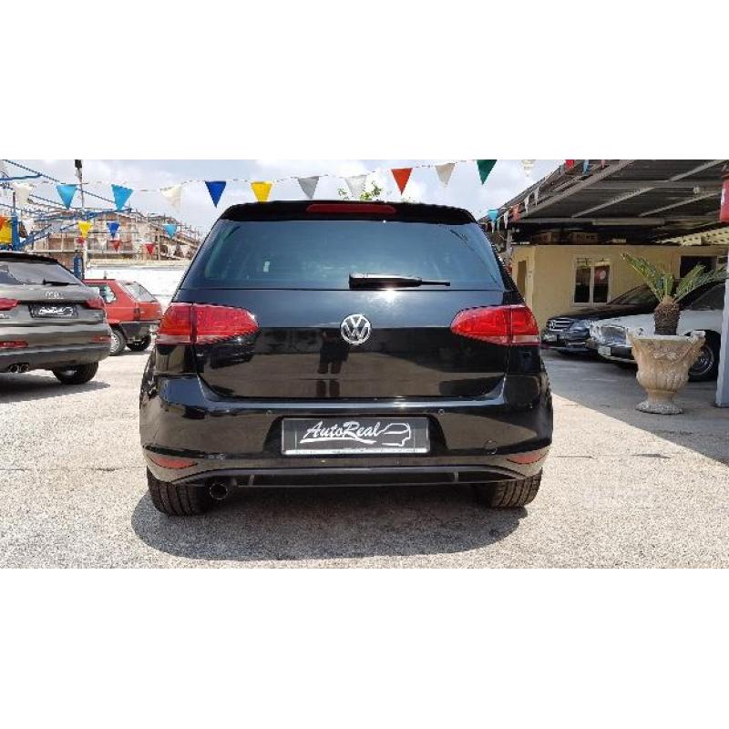 VOLKSWAGEN Golf 7ª serie Lounge - UnicoProp