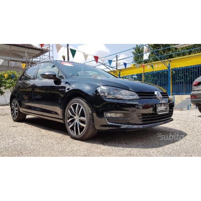 VOLKSWAGEN Golf 7ª serie Lounge - UnicoProp