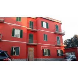 Trilocale ristrutturato arco felice centro