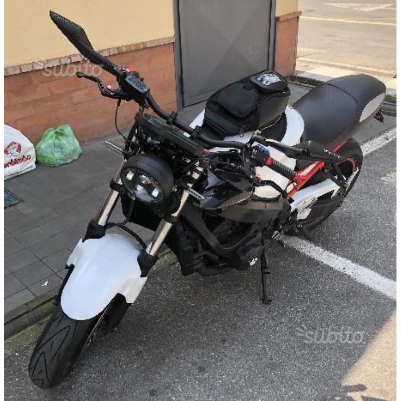 Honda CBR 600 CAFE RACER ANNO 2004